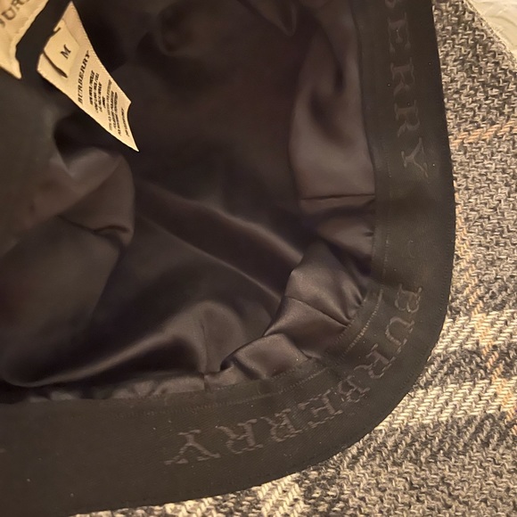 Burberry Nova check Wool Hat - Picture 2 of 3